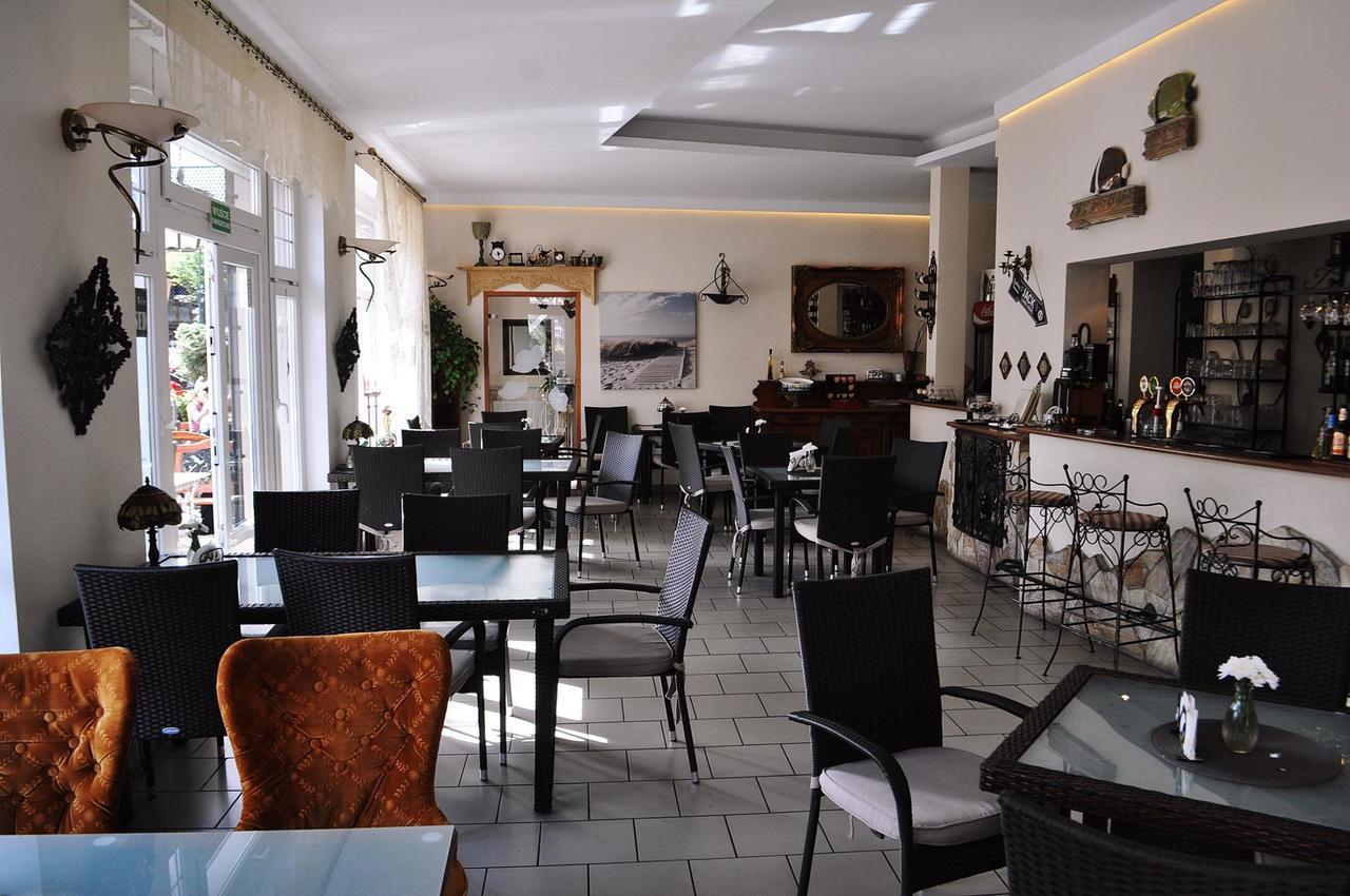 Bryza Apartment Леба Екстериор снимка